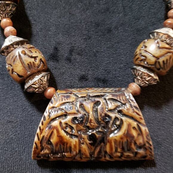 Womens Fashion Brown Wood Tibetan Agate Bead Pendant Necklace with Lobster Clasp - Picture 4 of 6